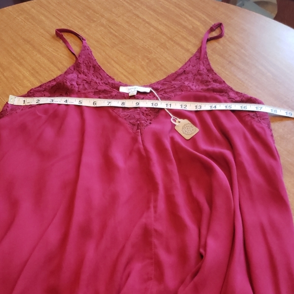 Umgee Tunic length women's spaghetti strap top. - Picture 4 of 5